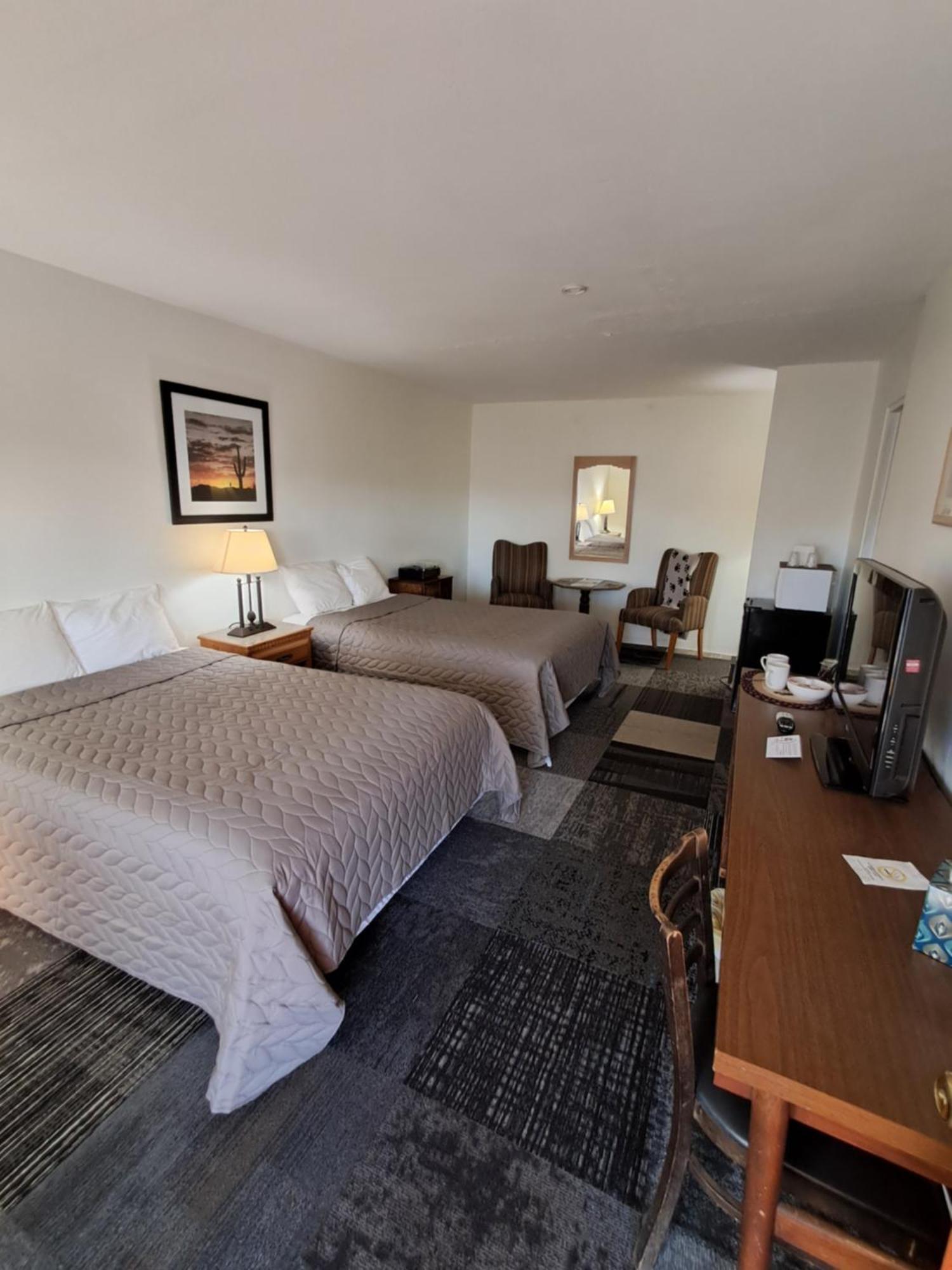Motel South West Grants